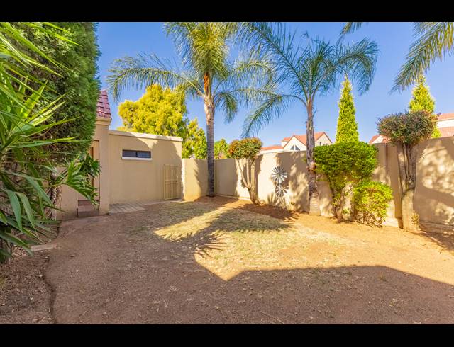 5 BEDROOM HOUSE FOR SALE IN BARBEQUE DOWNS